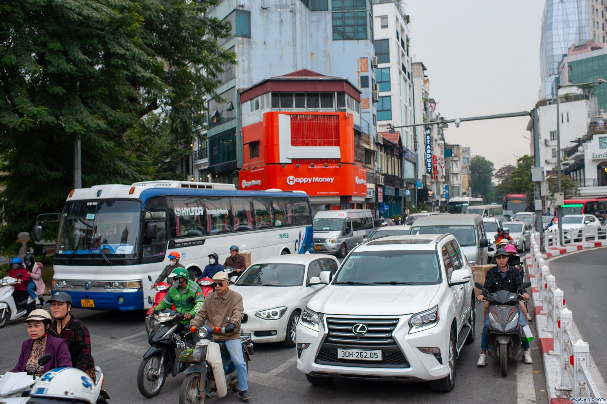 tac duong tet anh 7